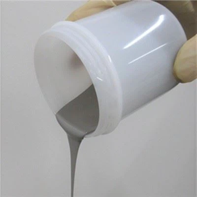 Jalometallijohdinpasta paksukalvopiireihin